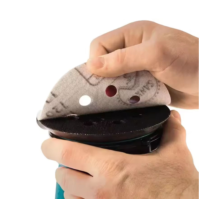 マキタ DBO180Z 18V ブラシレスコードレスディスク - Random Orbital Sander のレビューと価格